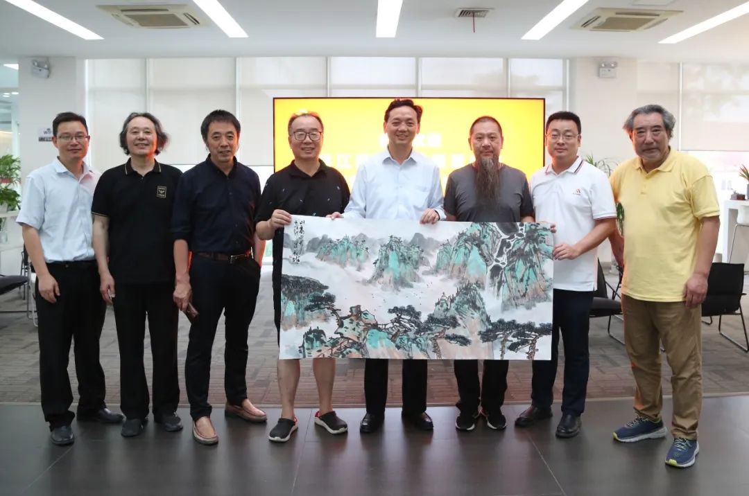 邗江政协艺术家庆贺迈安德二十耕耘
